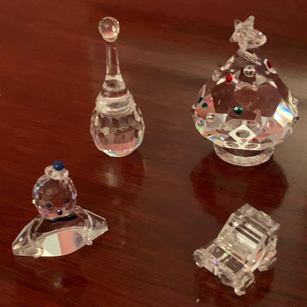 COPY - SWAROVSKI CRYSTAL FIGURES